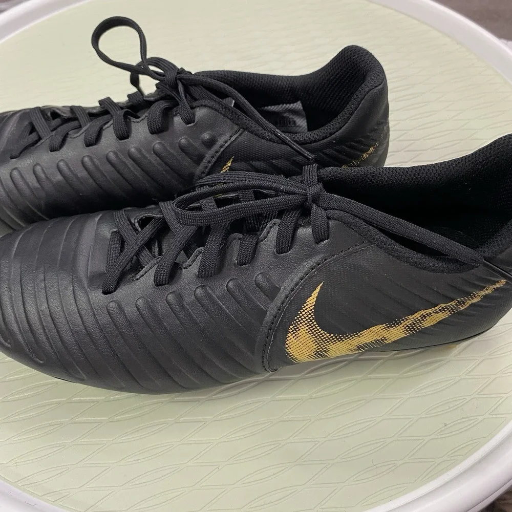 Nike Men's‎ Boys Tiempo Legend 7 Club FG Soccer Cleats AO2597-077 Black/Gold